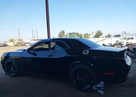 2022 Dodge Challenger R/T из США, поврежденный, VIN 2C3CDZBT0NH105139